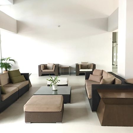 The Beacon Serviced Residences Makati City Esterno foto