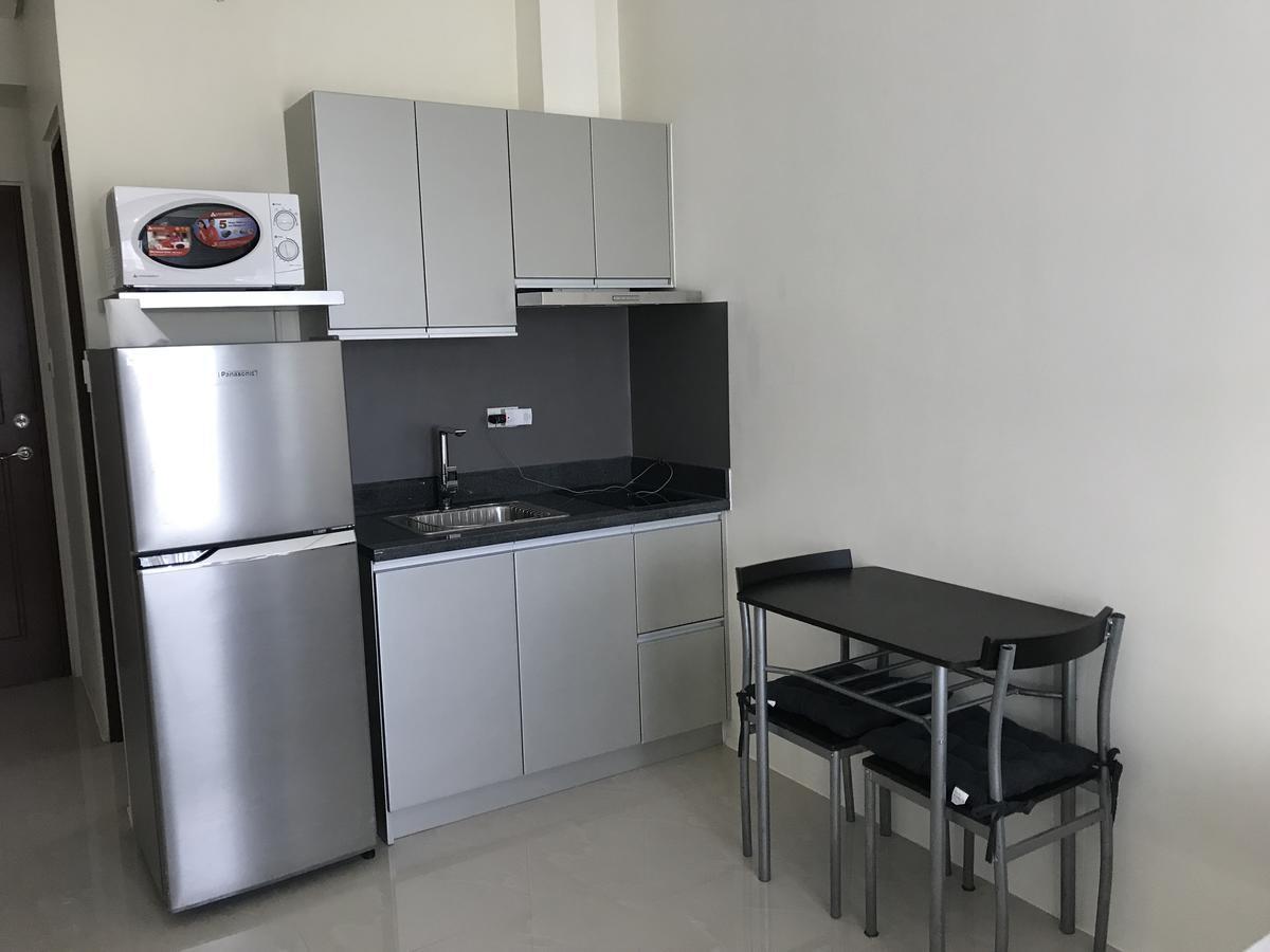 The Beacon Serviced Residences Makati City Esterno foto