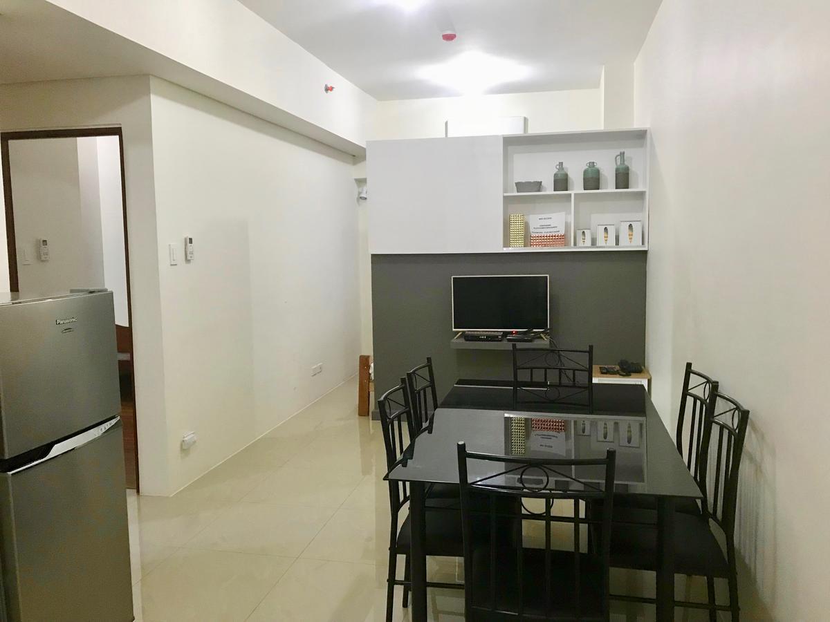 The Beacon Serviced Residences Makati City Esterno foto