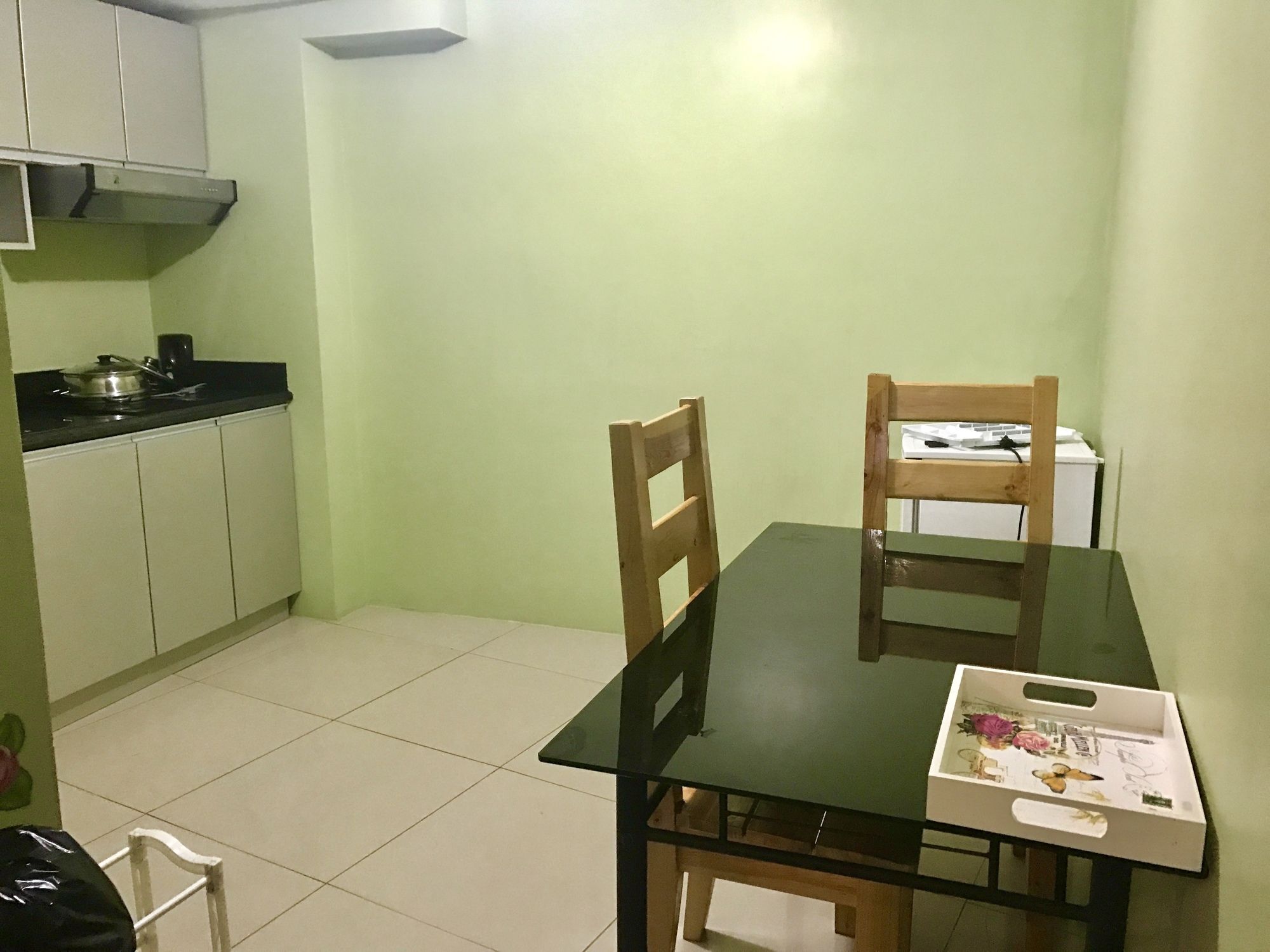 The Beacon Serviced Residences Makati City Esterno foto