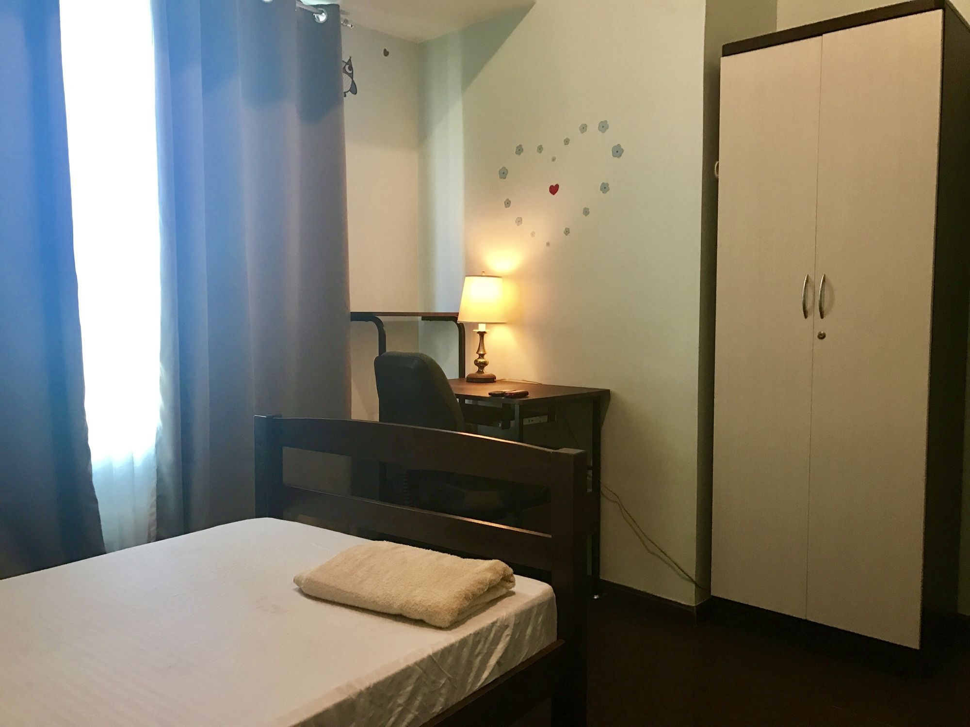 The Beacon Serviced Residences Makati City Esterno foto