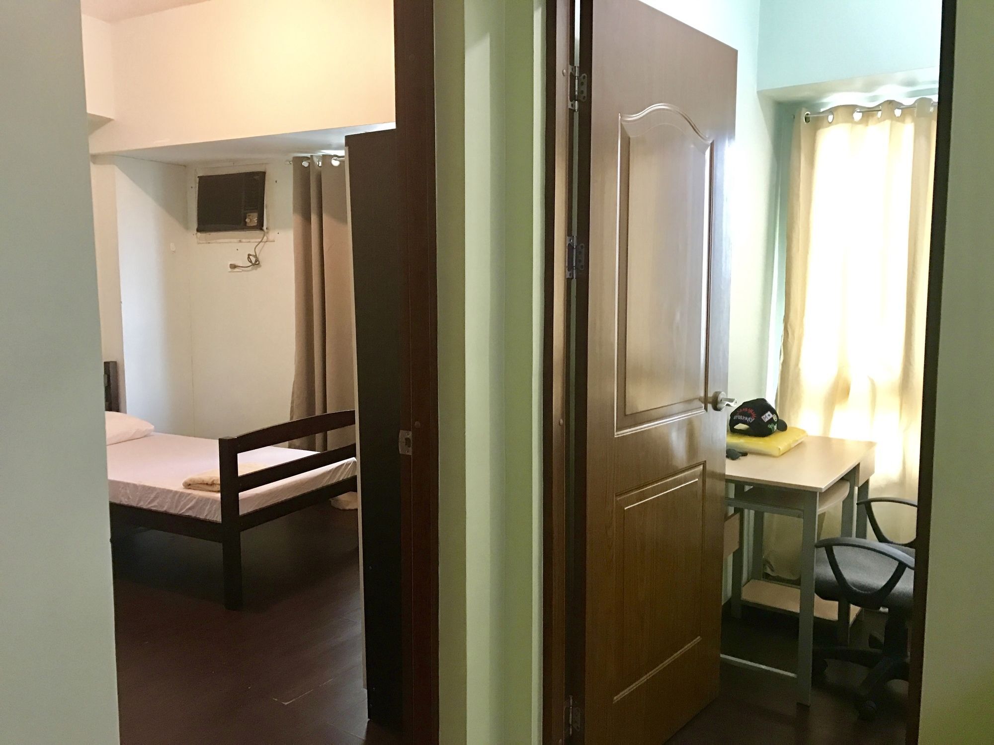 The Beacon Serviced Residences Makati City Esterno foto